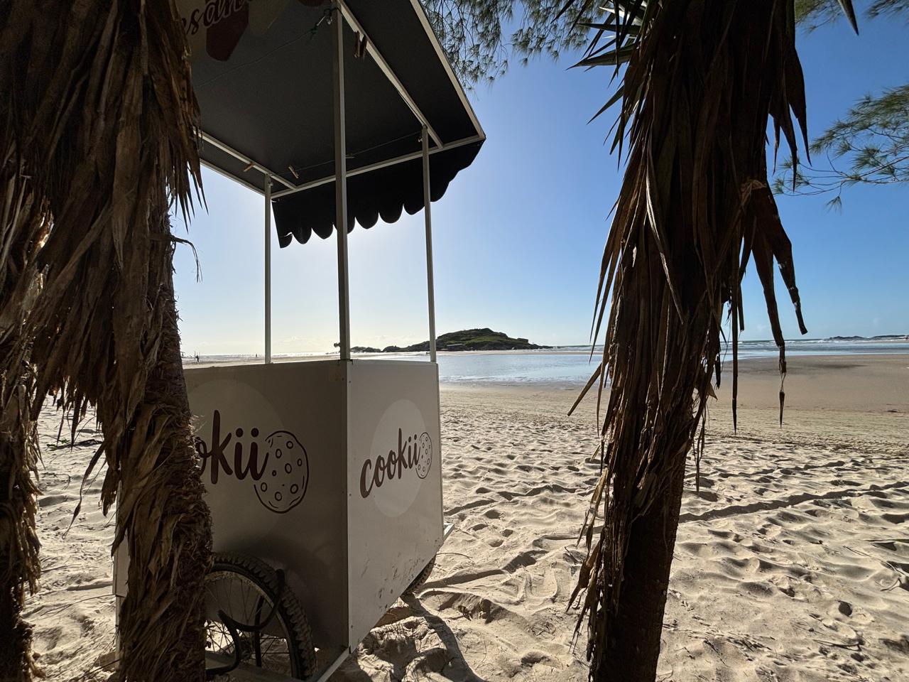 Carrinho de cookies Cookii na praia